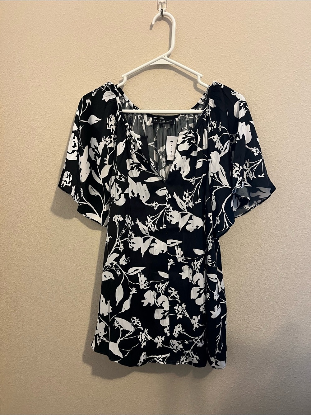 Lane Bryant Black and White Floral Print Top